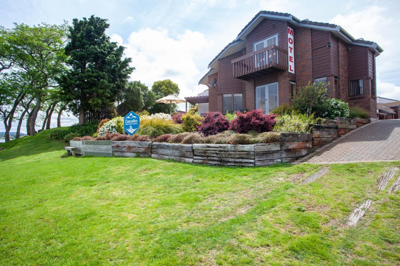 Cascades Lakefront Motel Lago Lago Taupo Exterior foto The former home of the station